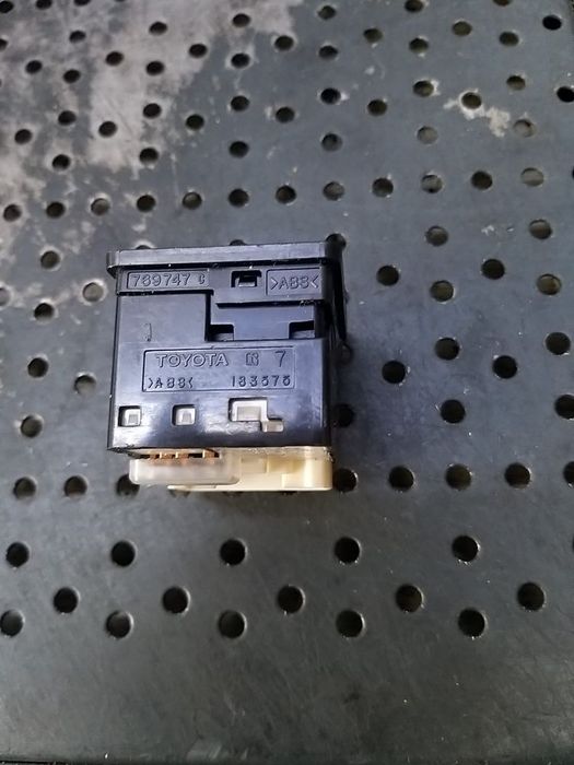 Buton reglaj oglinzi toyota rav 4 3 a3 769747c