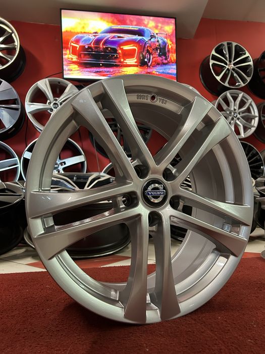 18 цола 5х108 Volvo СХ40 СХ60 СХ70 V60 Range Rover Evoque Ford Mondeo