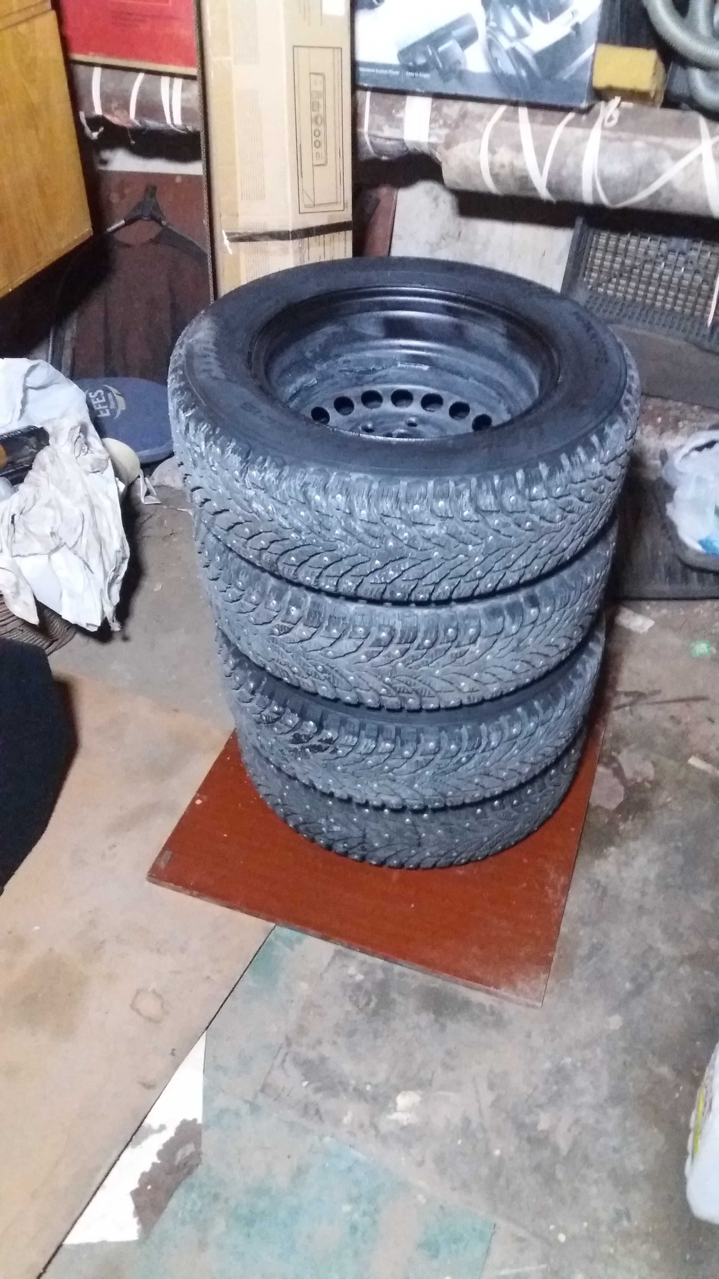 Резина финская шипованная 195/65/R15 c дисками - Колеса в сборе Актобе ...