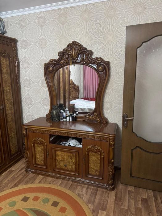 Спальный гарнитур сатылады