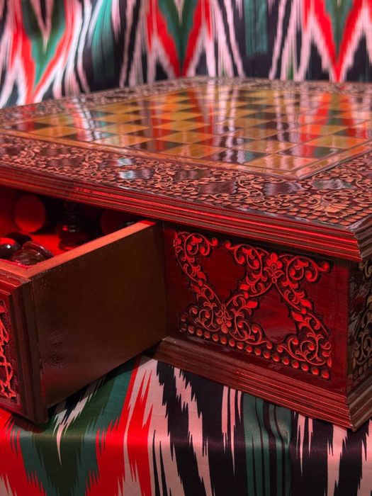 Шахматы резные ручная работа национальный сувенир!