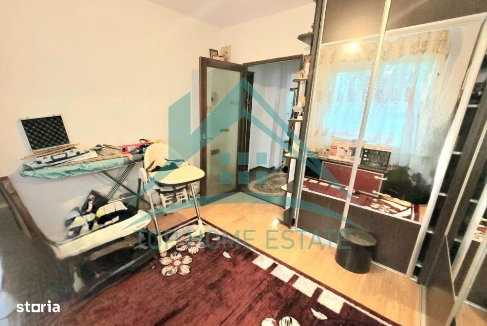 Apartament cu 4 camere, str. Poet Grigore Alexandrescu, Manastur!