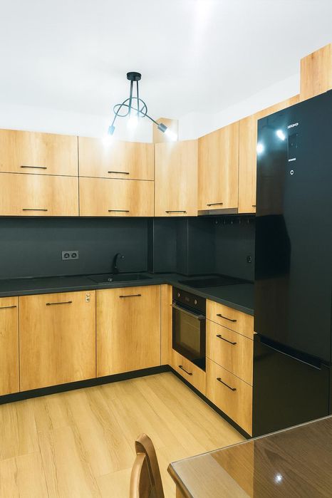 Дава се под наем Двустаен апартамент в Пловдив, Тракия - 65 кв.м за 663 € - Снимка #2