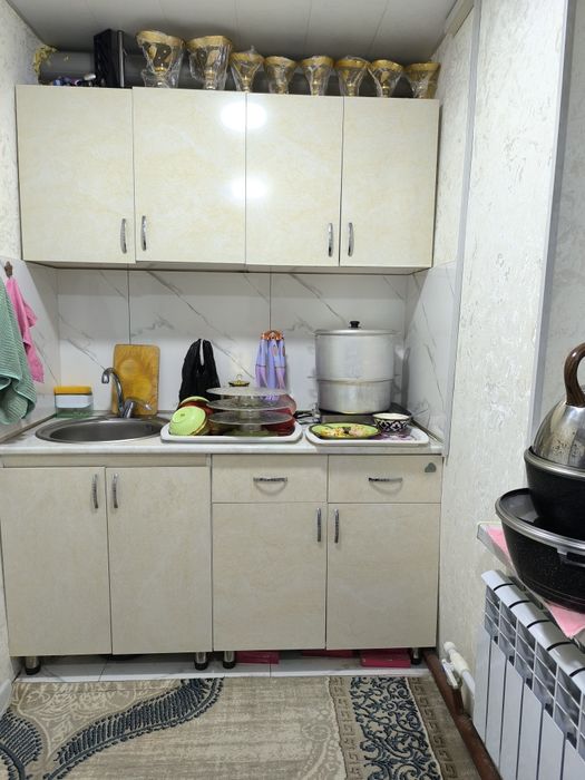 2 х комнатную квартиру Спутник 1.С ремонтом . В деревянном доме. Огоро