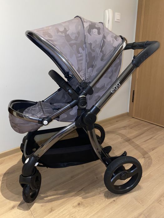 количка EGG 2 в 1  + много аксесоари