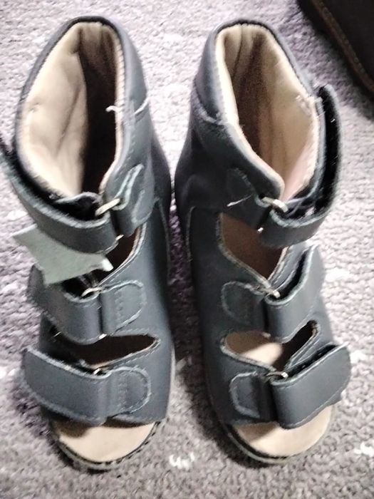 Детский ортопедический аяқ киім.