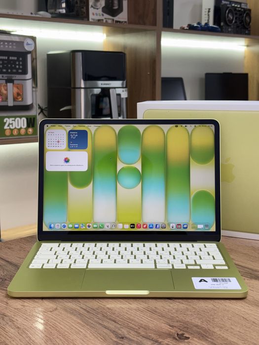 MacBook Neo 13дюйм A18 Pro