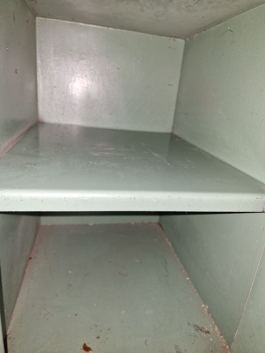 Стара метална каса