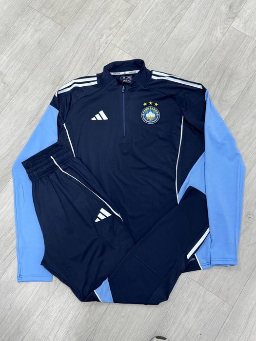 Pakhtakor formalari sotuvda
