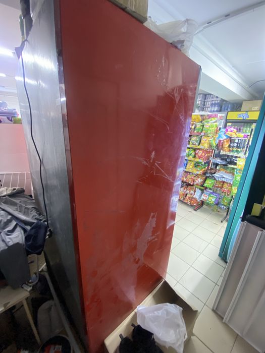 Холодильник бу для магазин