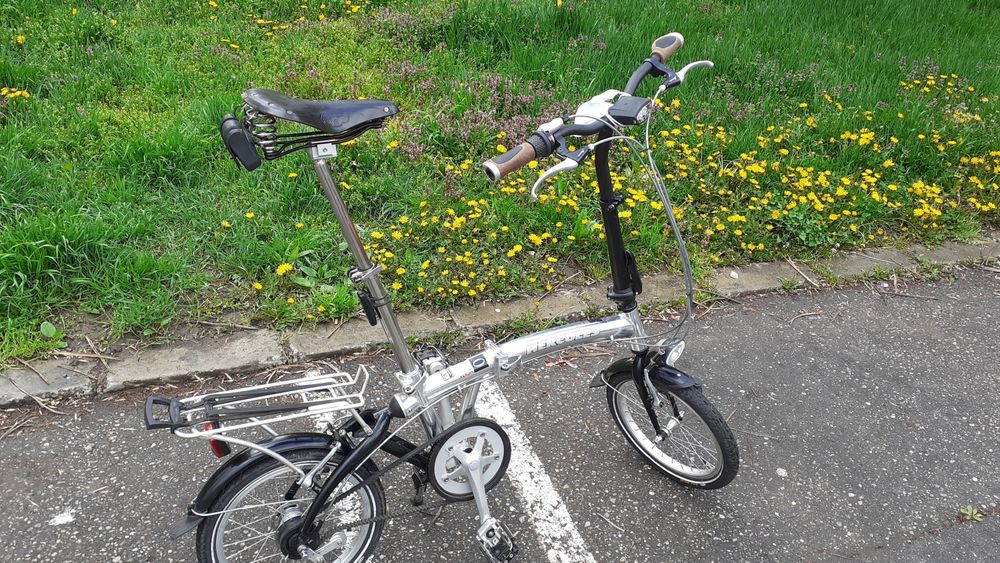 bicicleta pliabila brompton