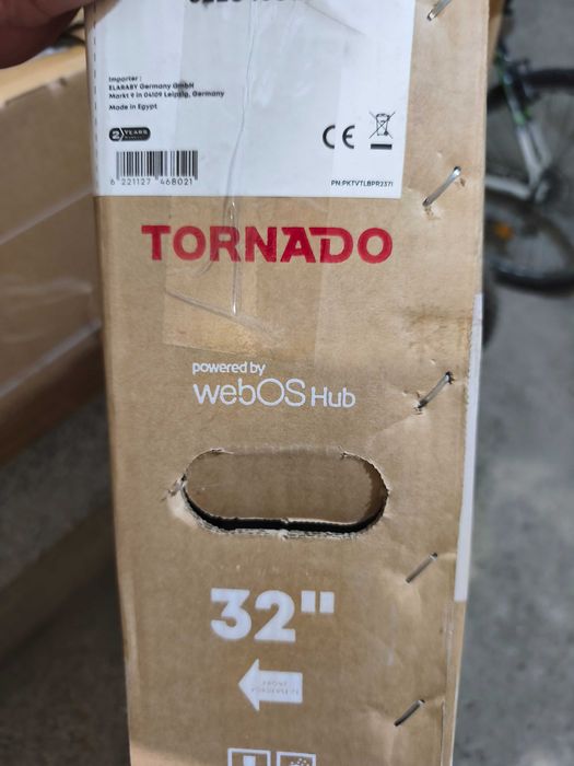 Чисто нов Smart TV Tornado 32ES4301X 32 инча HD DLED Wi-Fi Bluetooth VESA
