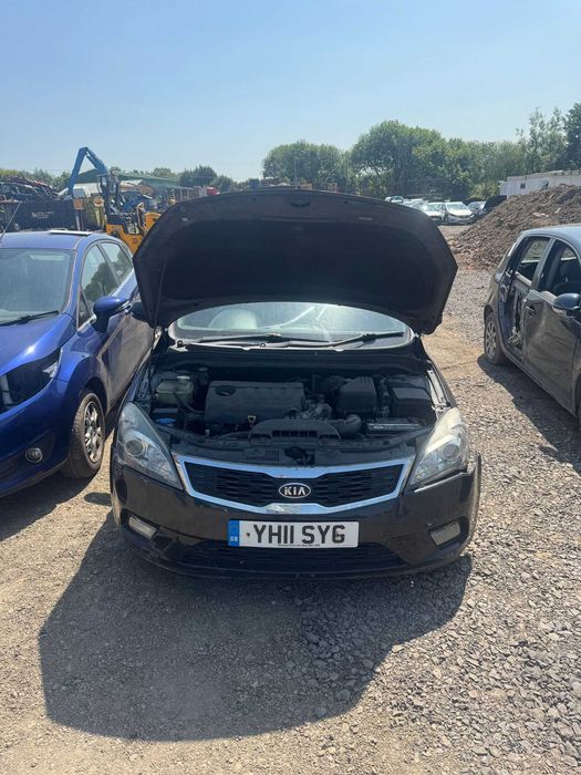 Dezmembrari Kia Ceed  1.6 CRDI