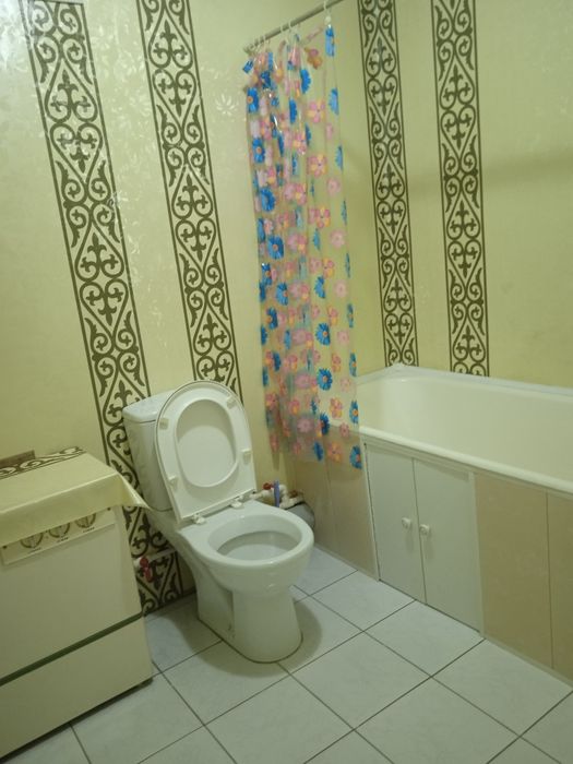 Продаётся своя 2-х комнатная квартира