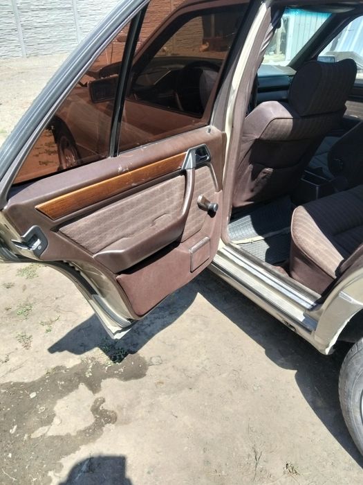Продам салон 124