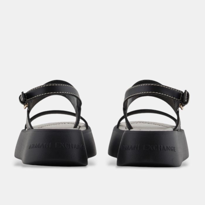 Оригинални дамски сандали от микросафиан Armani Exchange