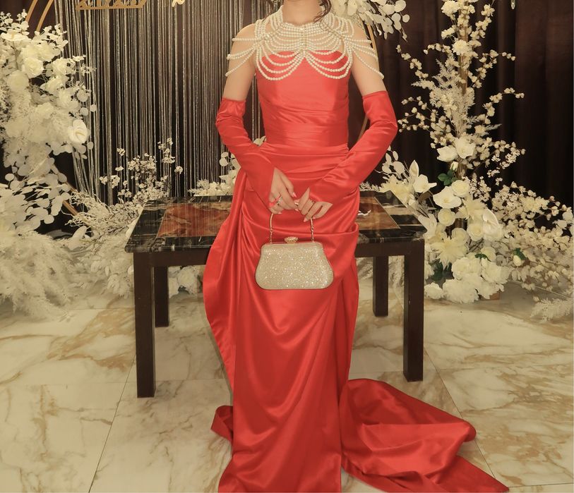 Сдам в прокат / продам выпускное платье