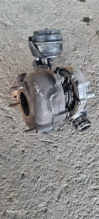 Турбо и Нафтова помпа за пасат 4