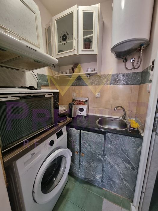 Дава се под наем Едностаен апартамент в Варна, ЖП Гара - 20 кв.м за 229.5 € - Снимка #3