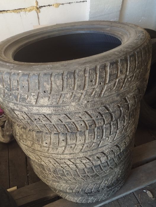 Комплект резины на 17 50/225