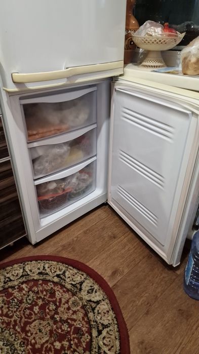 Продам холодильник Самсунг