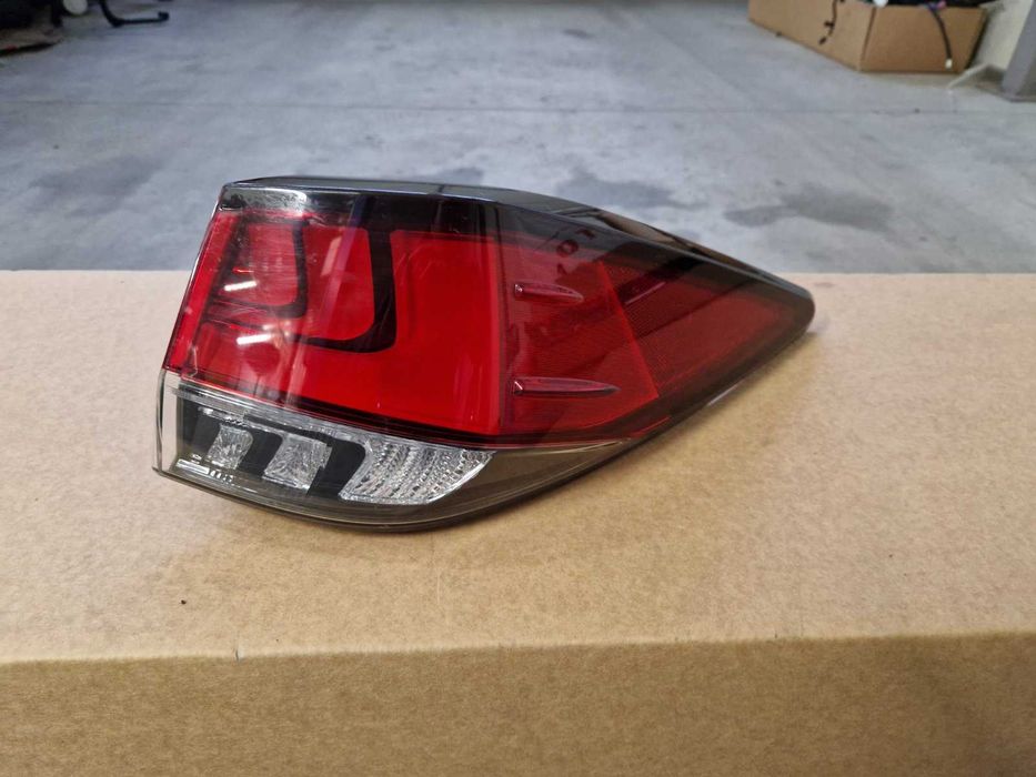 LEXUS RX 2020 стоп десен