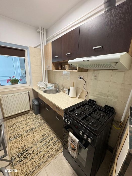 1 cam 33 mp zona garii et2/8 mob si utilat complet  totul nou 380 euro