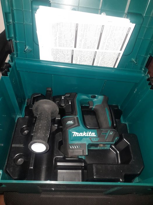 Corp Makita DMR171RAJ