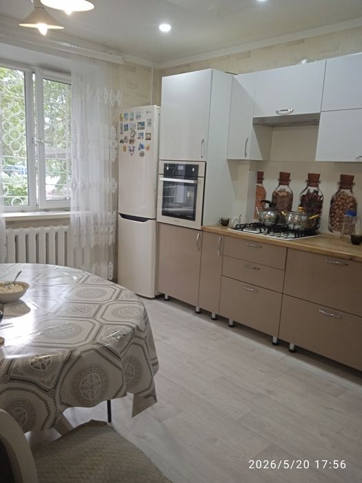 Продам 3 ком квартиру на Карбышева 53