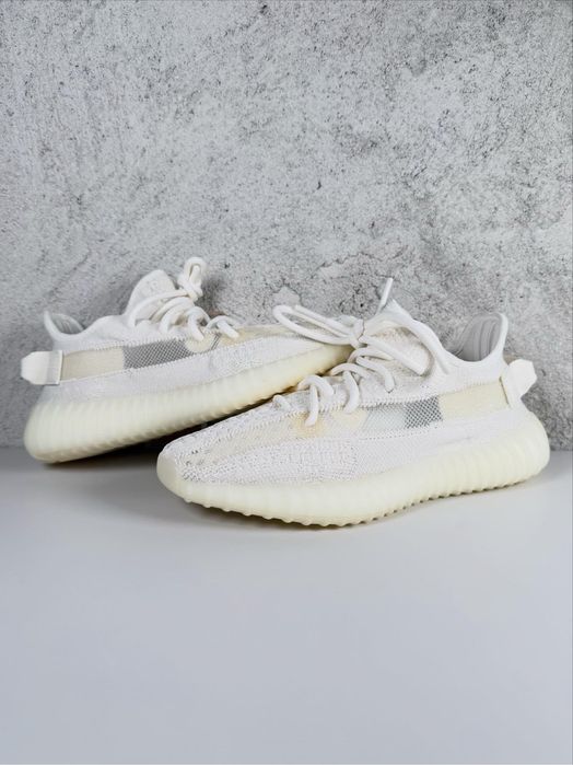 Yeezy Boost 350 V2 Bone
