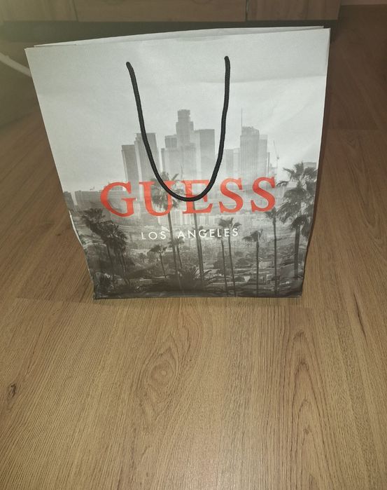 GUESS Оригинала Дамска Чанта