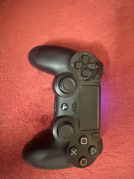 Playstation 4 modat