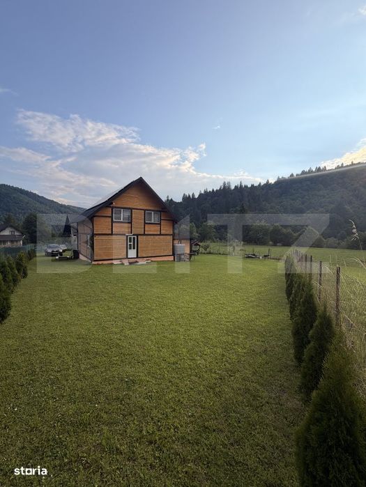 Casa de vacanta , 114 mp , 1080 mp teren, Vama, Bucovina