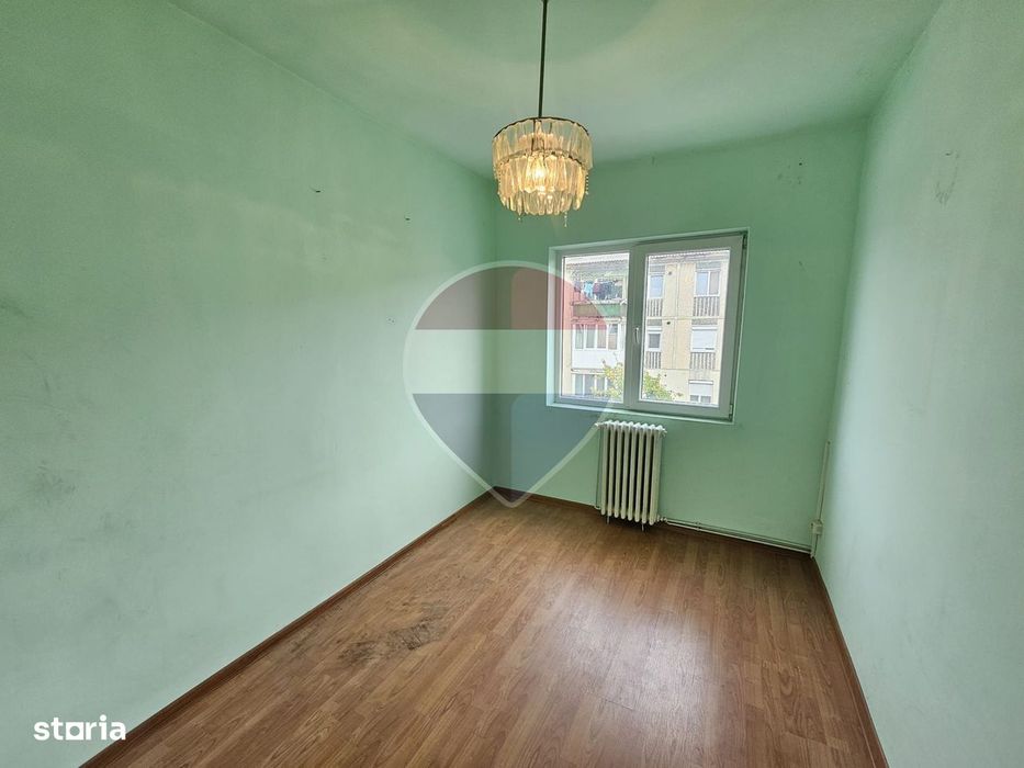 Apartament cu 3 camere