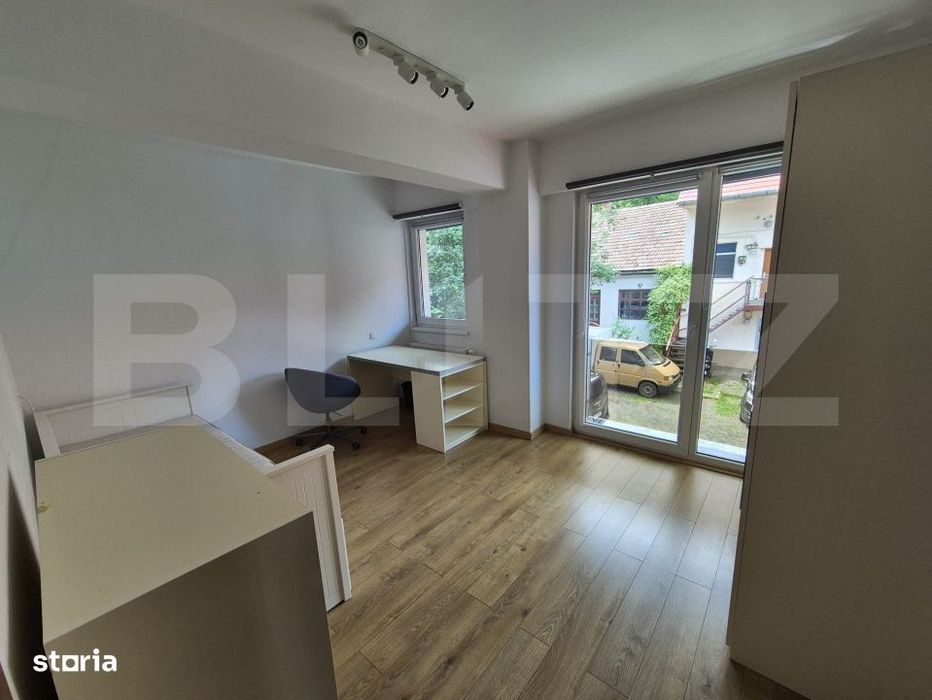 Apartament cu 3 camere, 2 bai, intermediar Parcare subteran, Centru!