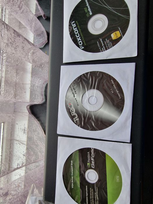 Настолен Компютър Купуван от Plesio