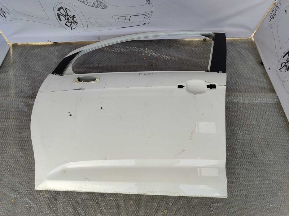 Usa Fata Stanga Citroen C3 Hatchback 2009–2016 / Cod OEM 9002AZ (11E)