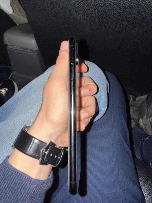 Iphone xs max sotladi srocno