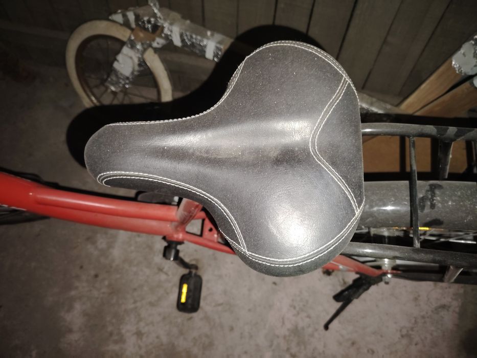 Vand bicicleta rosie