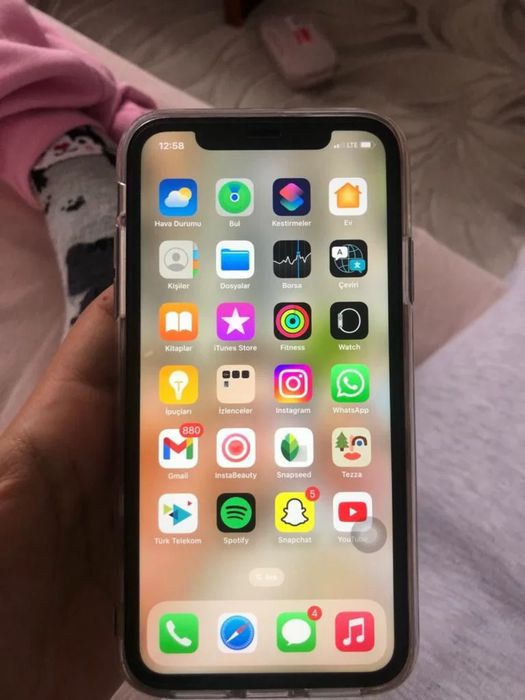 iPhone 12Pro sotiladi polniy radnoy aybi yoq
