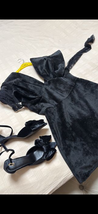 Рокля от черно кадифе