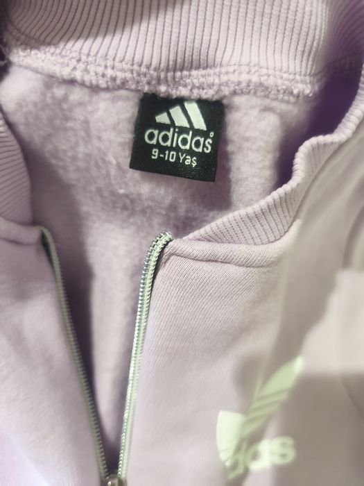 Детски екип на "Adidas"за момиче 9/10год