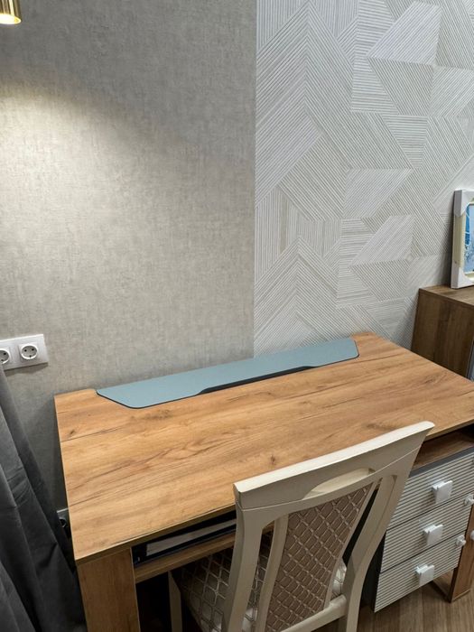 Срочно продам всё это! (кроме стула).