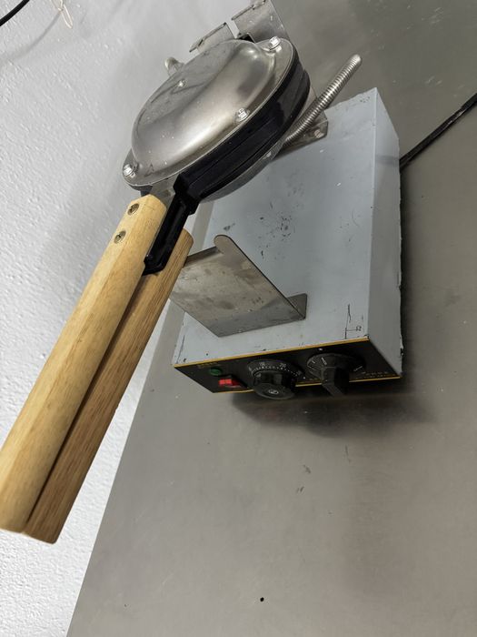 Вафельница для гонконгских вафель