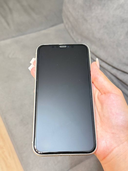 Iphone 11 128гб с коробкой
