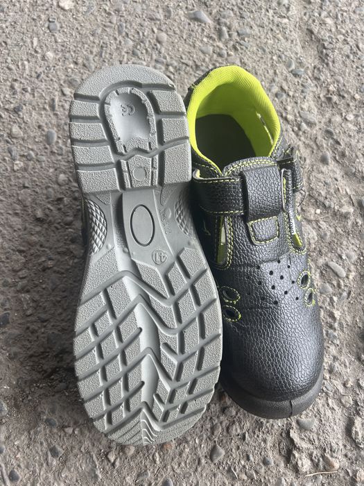 Продам спец боты