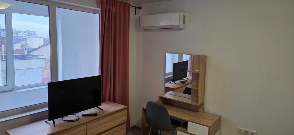 Двустаен под Колхозен пазар - Варна