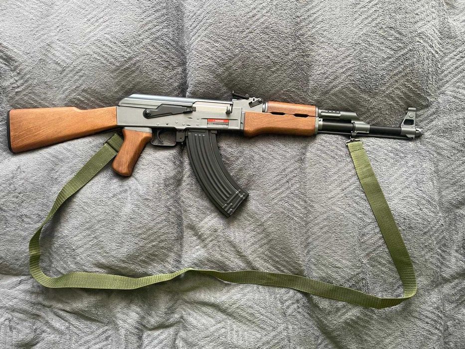 Replica Airsoft CYMA AK47