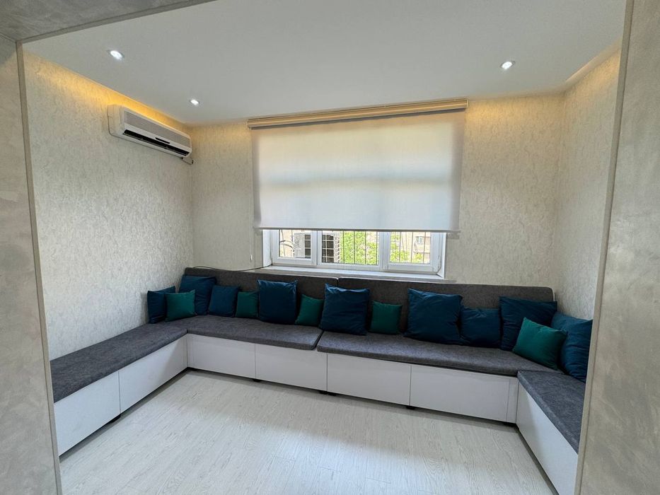 Oybek Metro 4/7/9 Госпитални базар