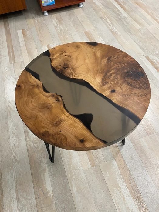 Трапезни маси от масив и епоксидна смола